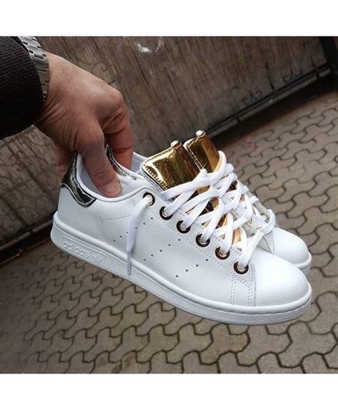 adidas stan smith paillette.